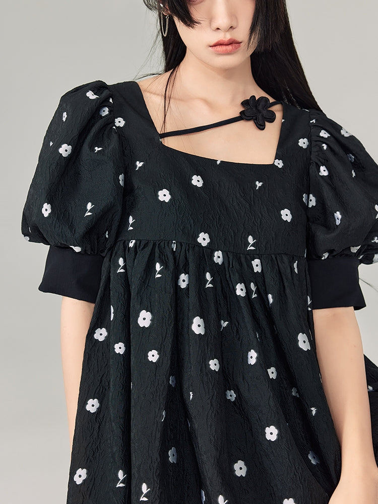 Puff-sleeve Flower Square-neck Wrinkled One-piece