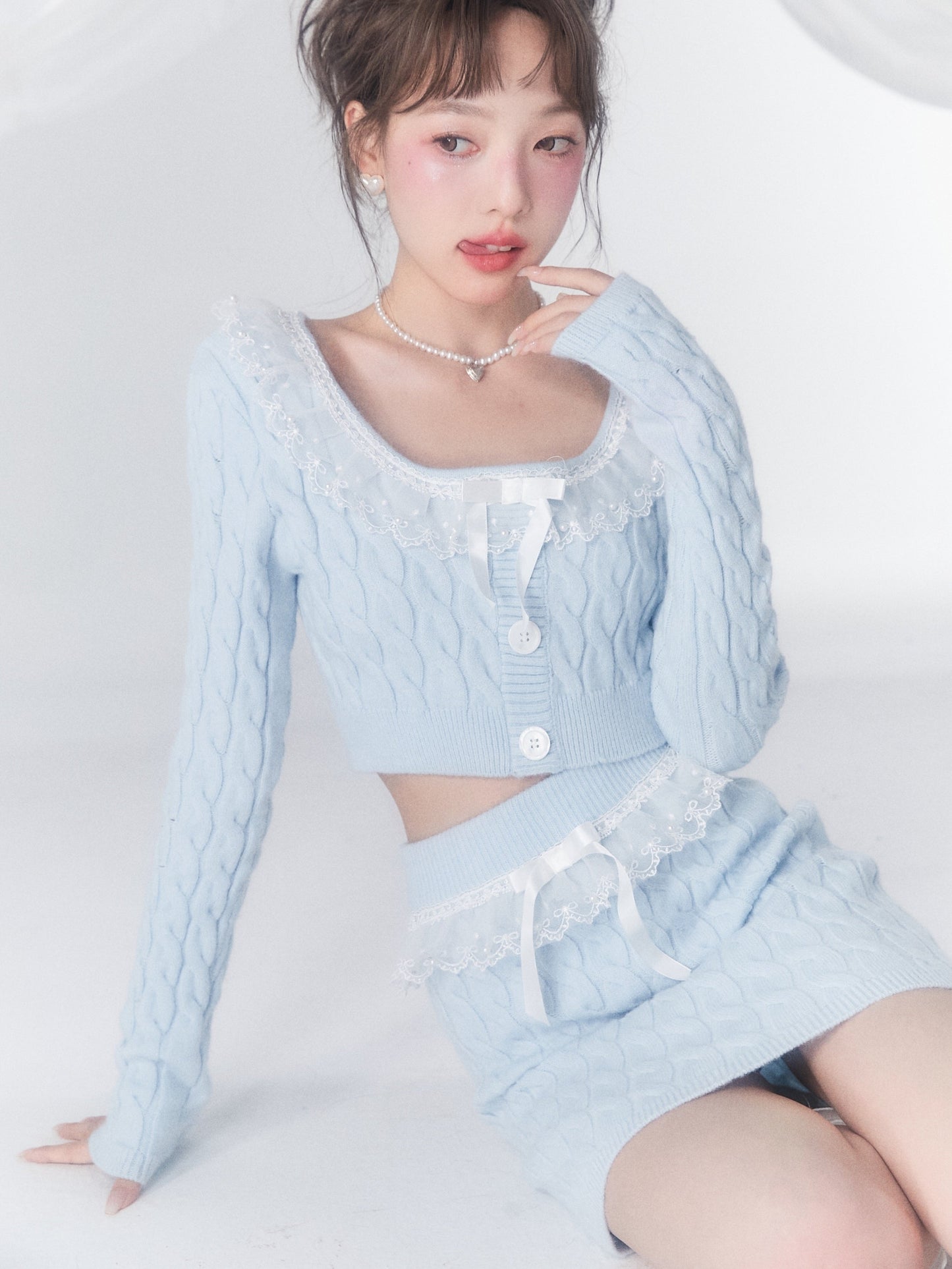 Cable Short Knitted Top ï¼?Skirt