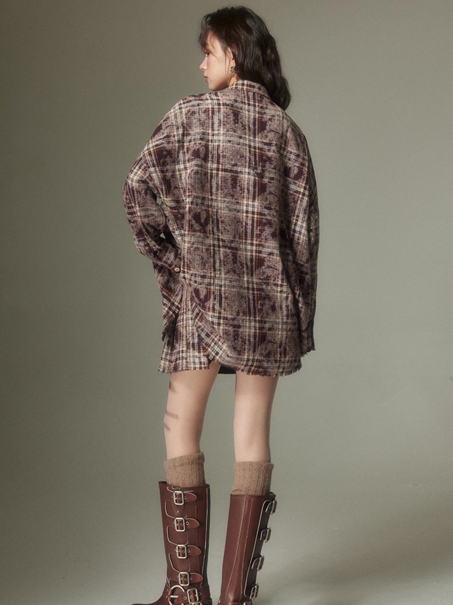 Plaid Loose Long Sleeve Shirt ï¼?Pleated Skirt