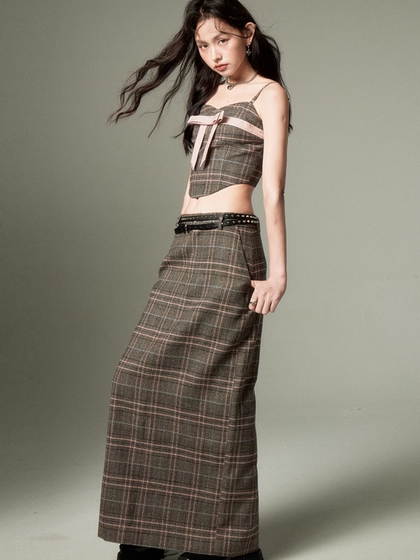 Plaid Bow Cropped Camisole ï¼?Long Skirt