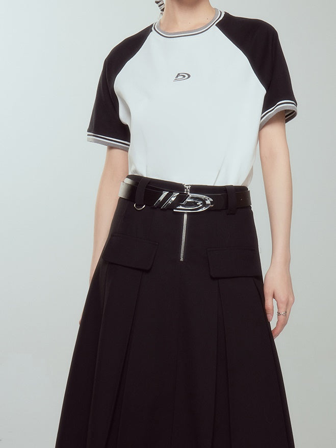 Middle Zipper Pleated Skirt