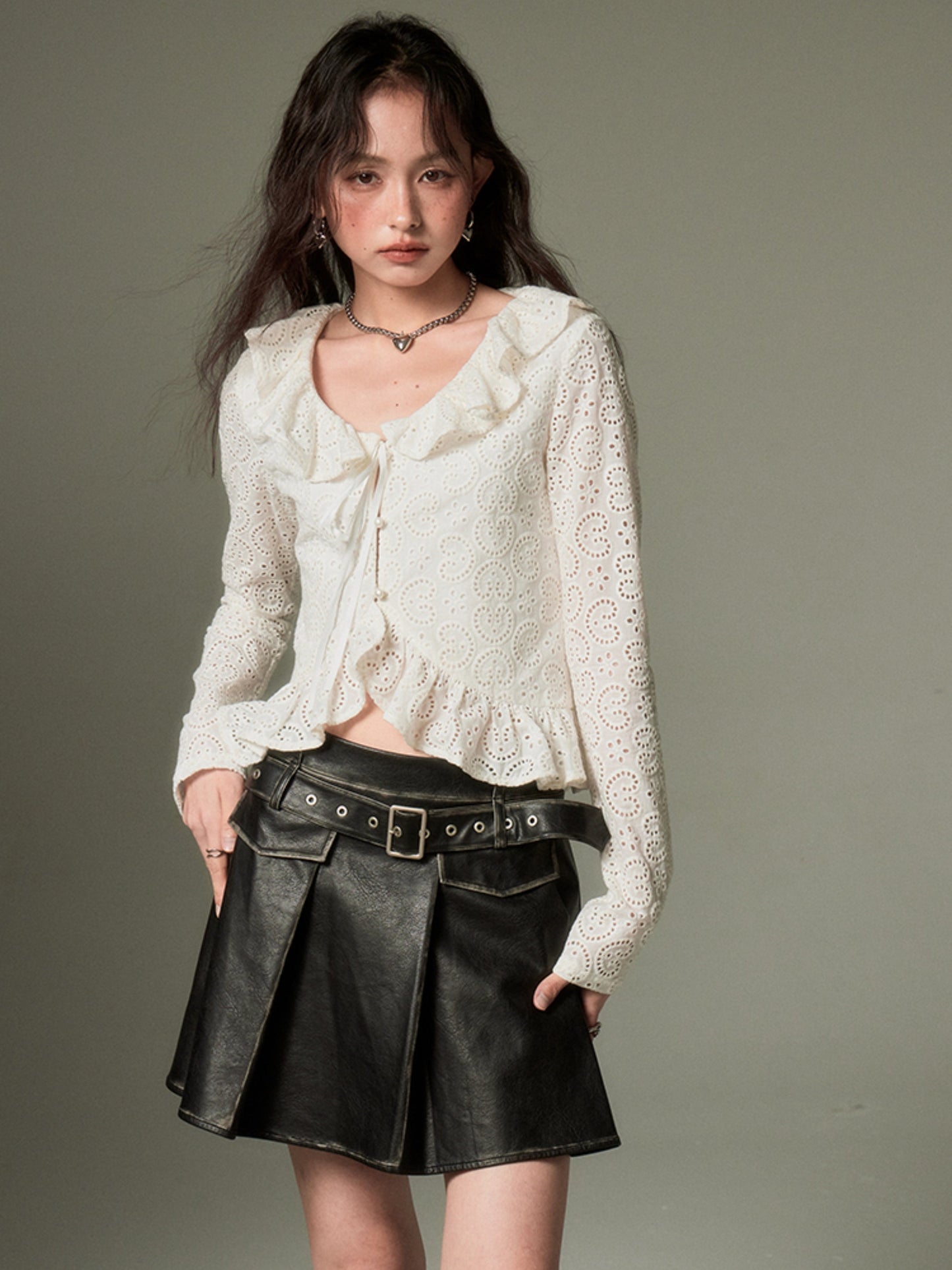 Hollow Frill Collar Lace Top