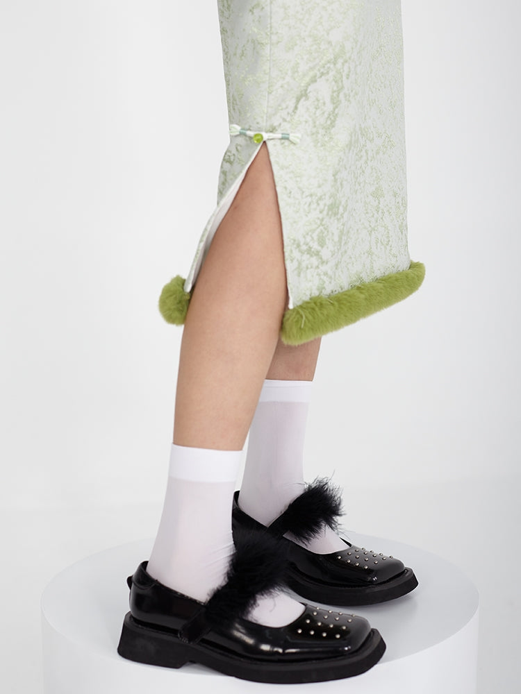 New Chinese Embroidered Slit Furry Skirt