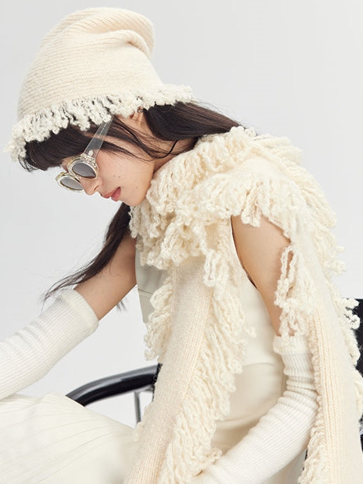 Fringed Hat & Muffler