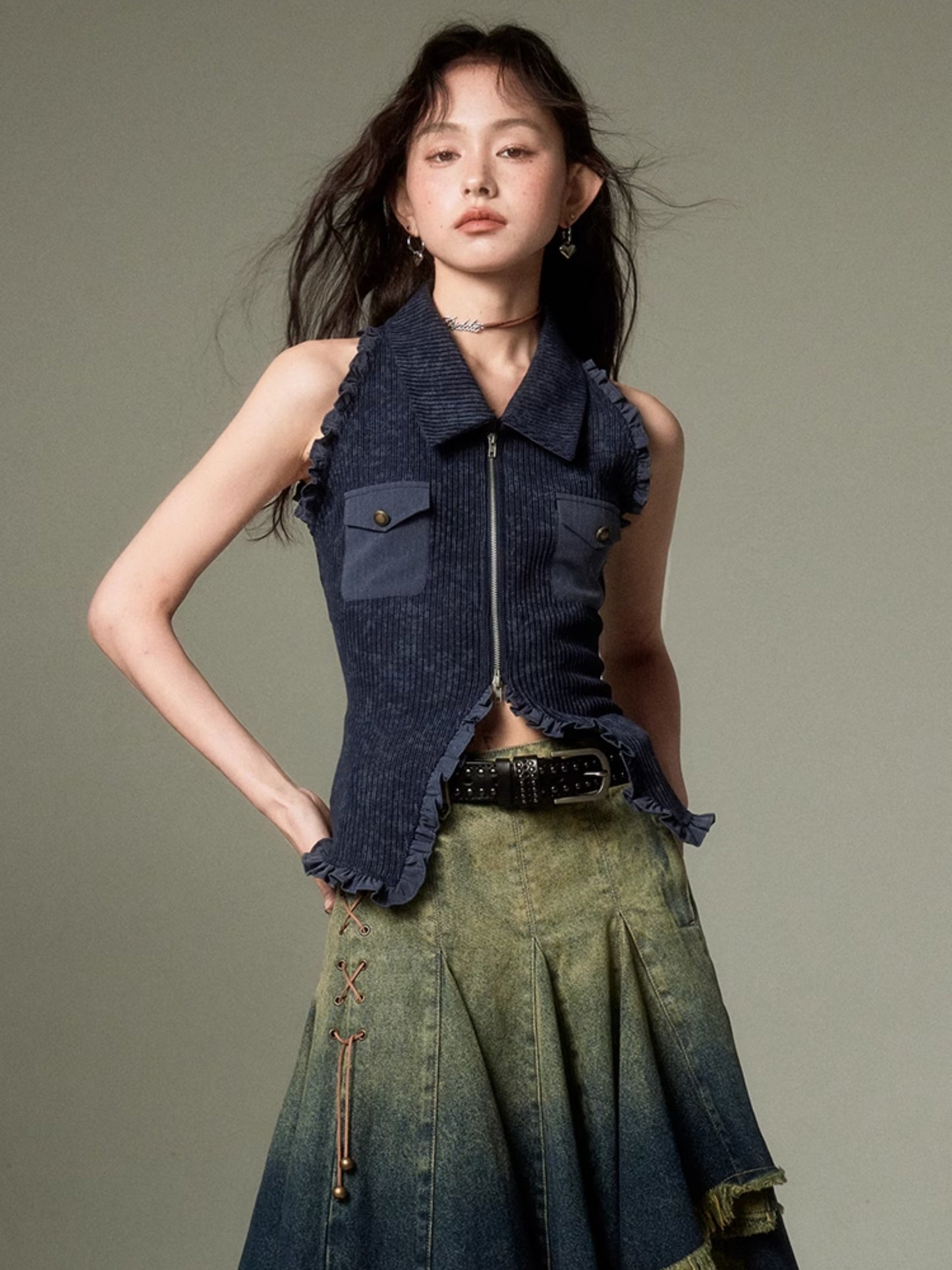Polo Collar Knitted Sleeveless Top ï¼?Shawl Cardigan Set-up