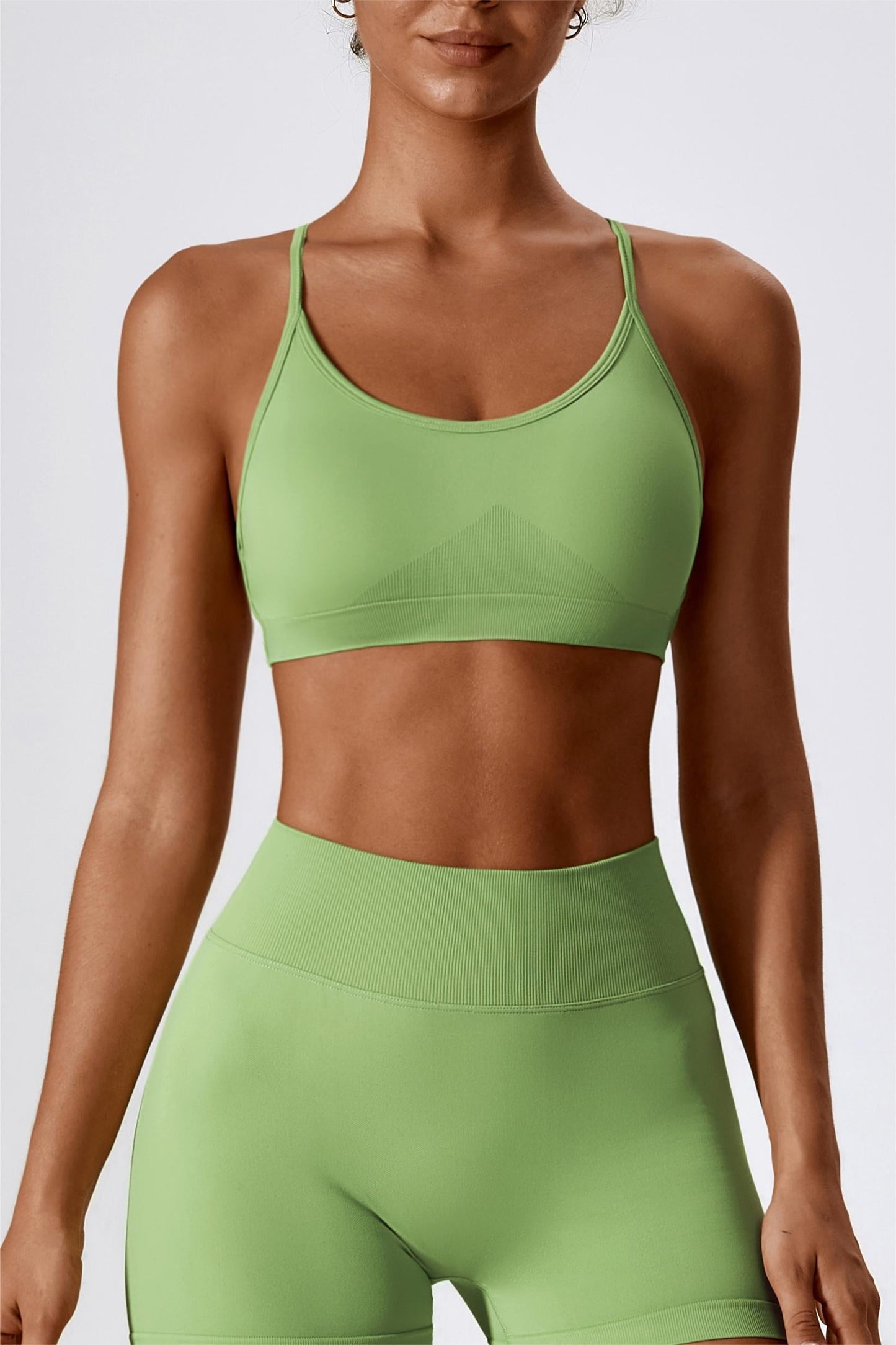 Chic Strappy Back Seamless Sports Bra